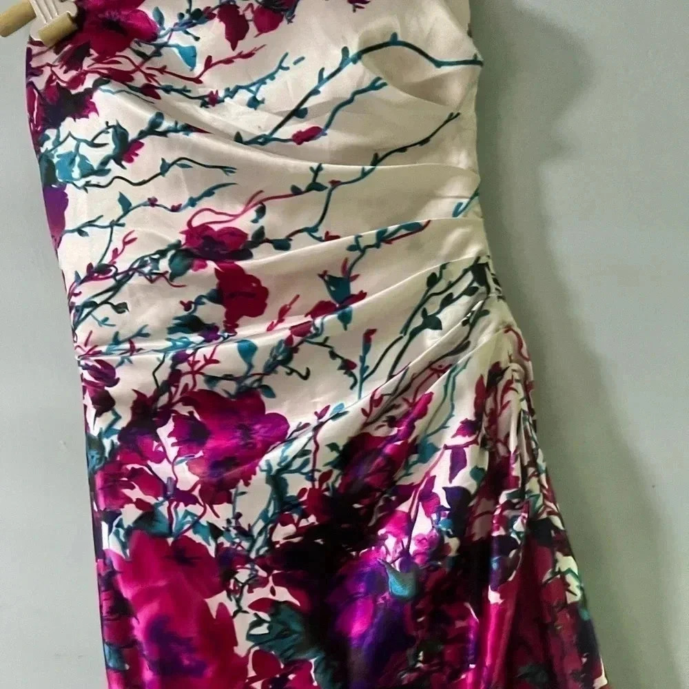 LA FEMME Women’s Gorgeous Floral Gown - Picture 6 of 12